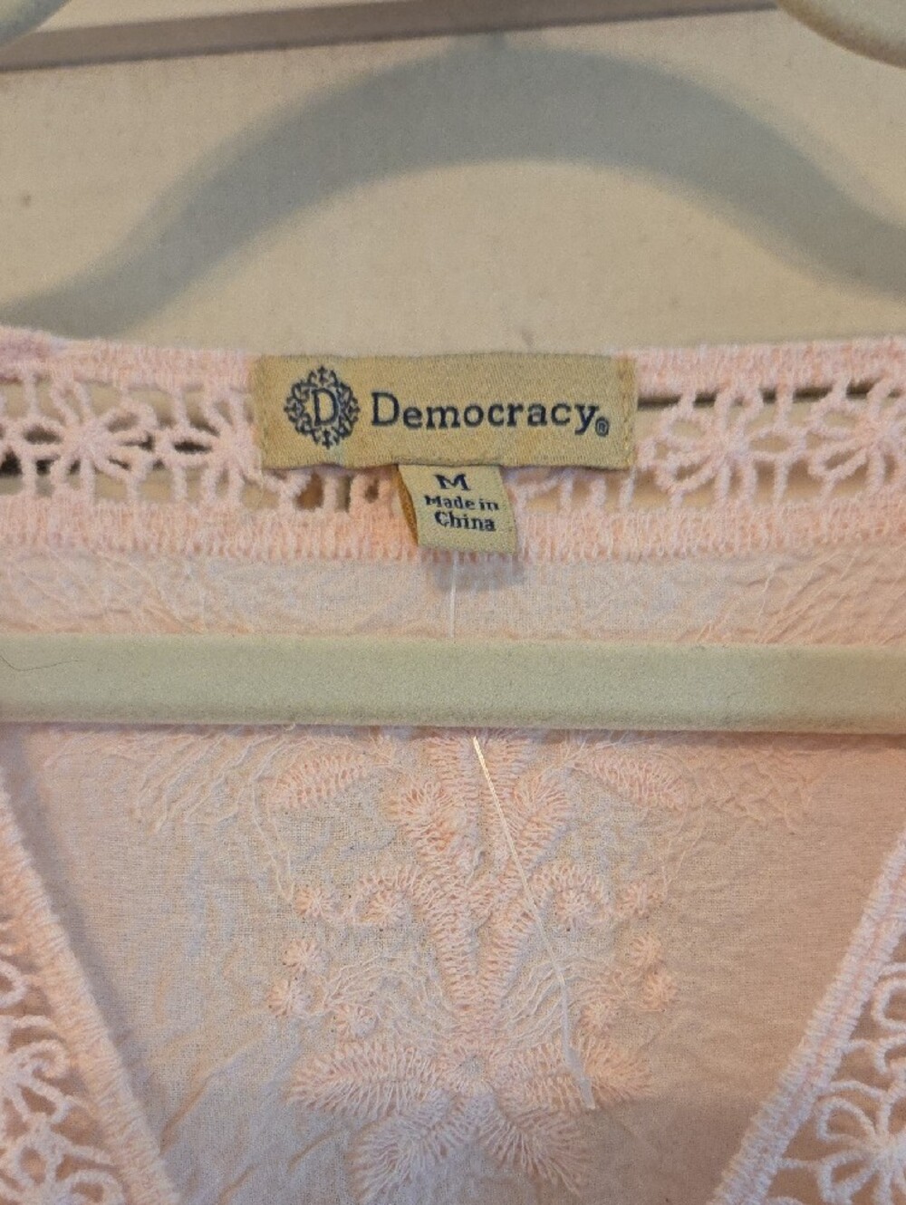 Democracy Crochet Cotton Peplum Top PALE PEACH, Size Medium - Picture 4 of 7